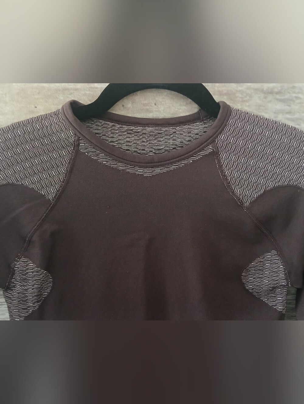Nike Dry Fit Dark Brown Long Sleeve Performance Compression Top - Picture 5 of 12
